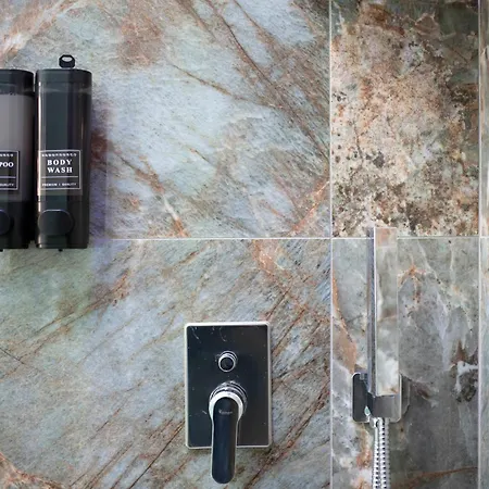 Giulio Cesare Luxury לינה וארוחת בוקר 4*