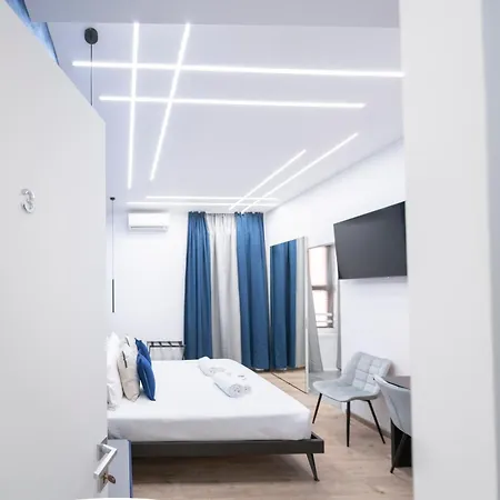 Giulio Cesare Luxury לינה וארוחת בוקר 4*