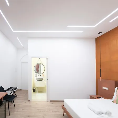 Giulio Cesare Luxury לינה וארוחת בוקר 4*